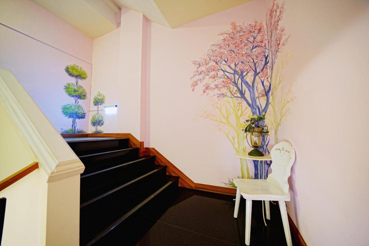 Sa-Yo Hotel - Pier 2 Гаосюн Екстер'єр фото