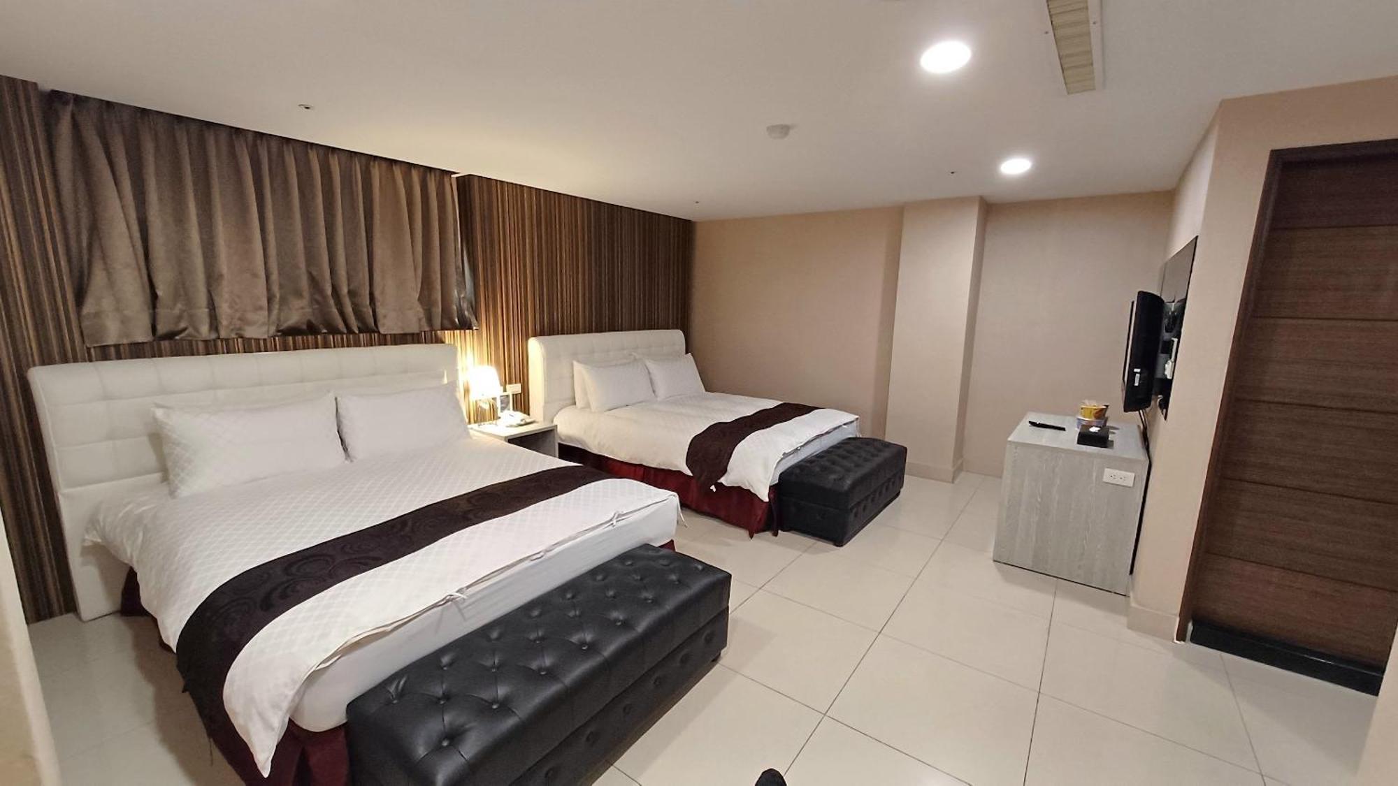 Sa-Yo Hotel - Pier 2 Гаосюн Екстер'єр фото
