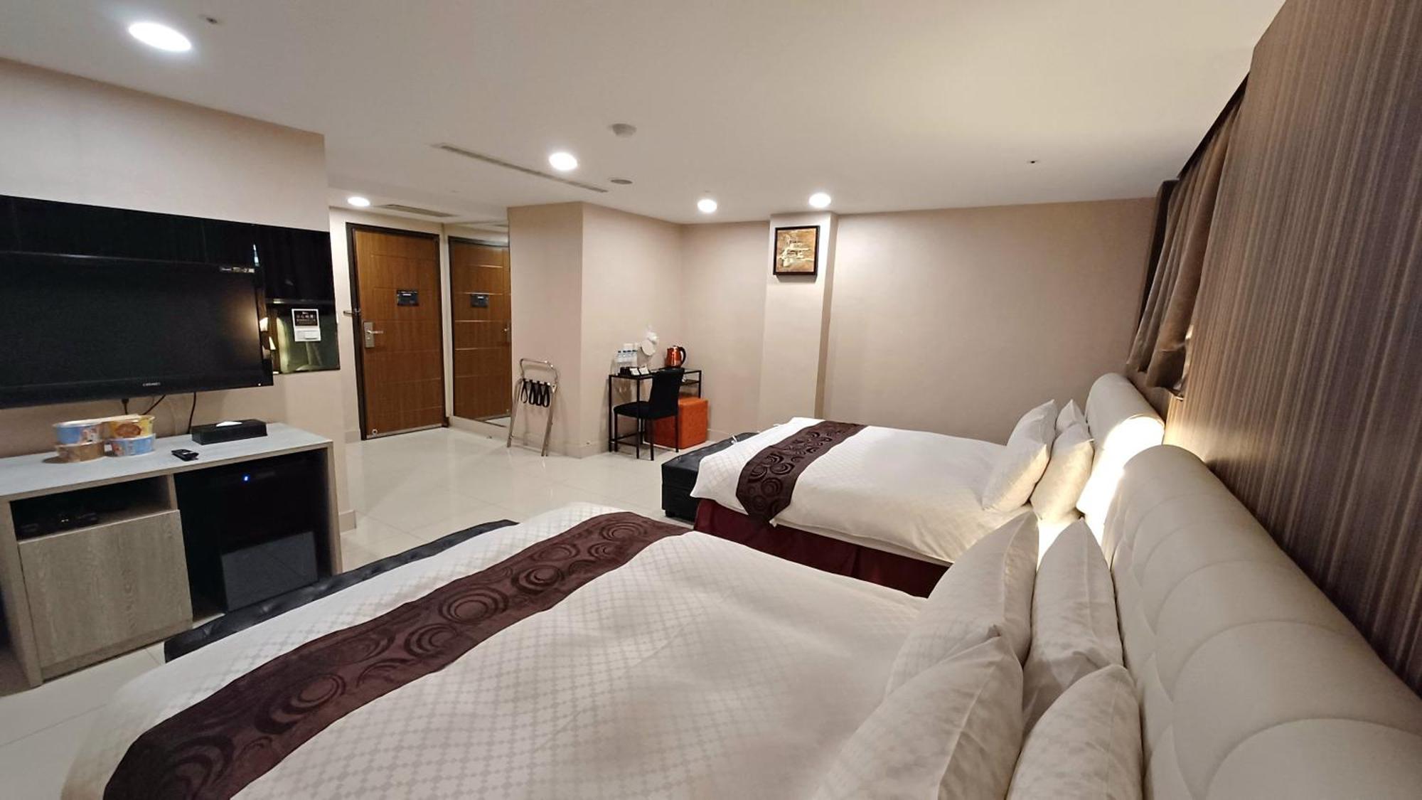 Sa-Yo Hotel - Pier 2 Гаосюн Екстер'єр фото